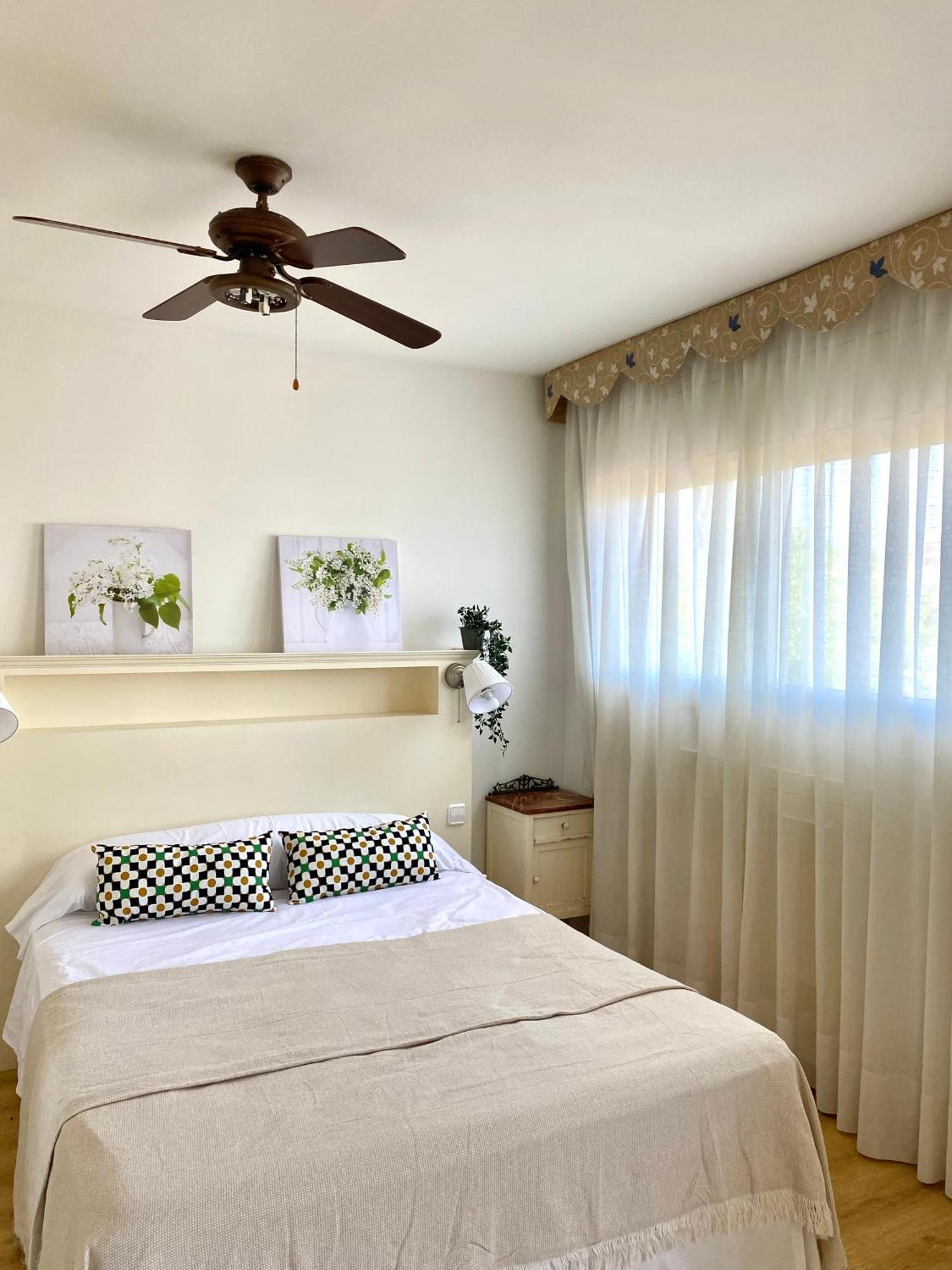 Villa Isabel Sitges, Rocamar Sant Pere De Ribes Εξωτερικό φωτογραφία