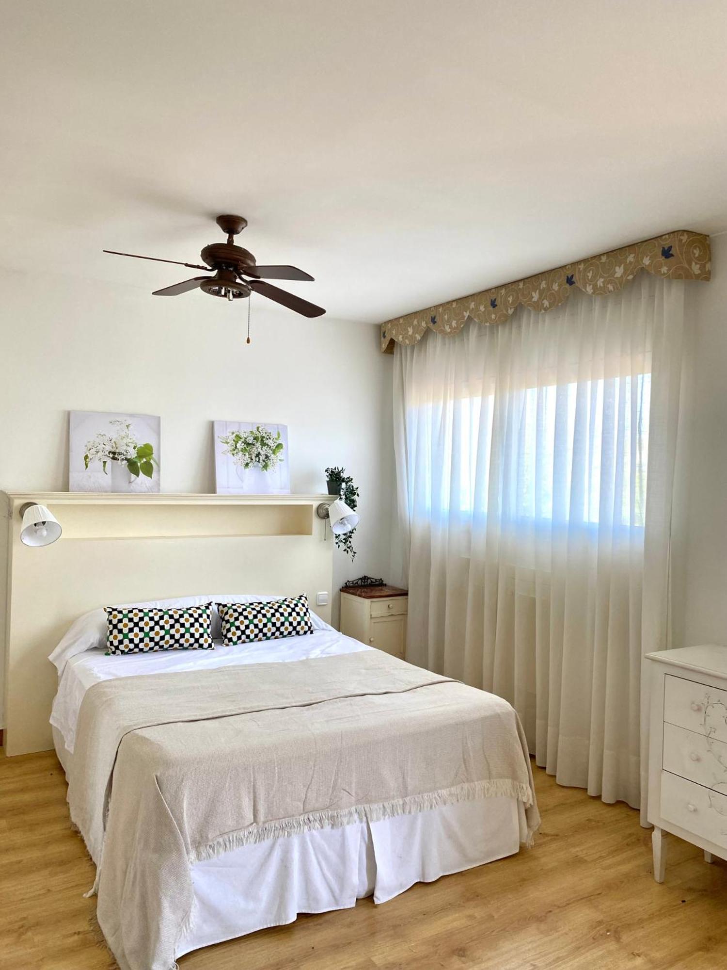 Villa Isabel Sitges, Rocamar Sant Pere De Ribes Εξωτερικό φωτογραφία